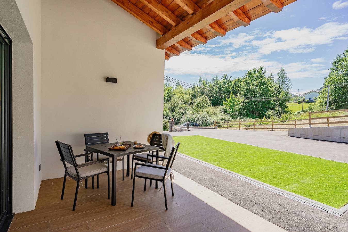 Appartement entier, Appartement accessible avec vue sur la montagne et terrasse privée in Parres, Asturias Province