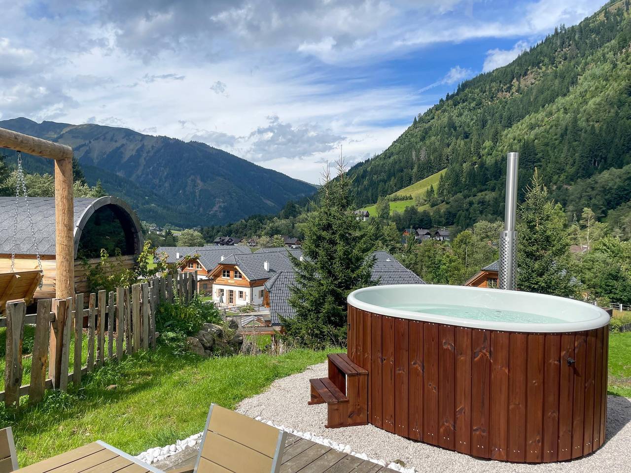 Chalet mit finnischer Sauna und Whirlpool in Rottenmanner und Wölzer Tauern, Irdning-Donnersbachtal