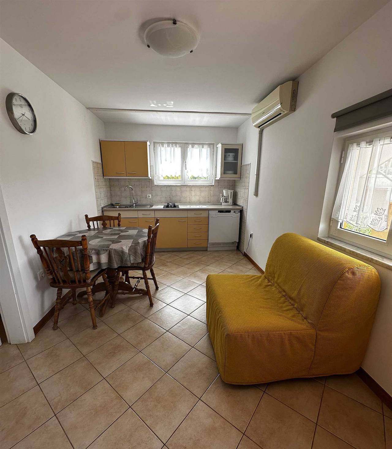 Apartamento entero, Apartamento de vacaciones para 2 personas con balcón/terraza in Rovinj Riviera, Rovinj
