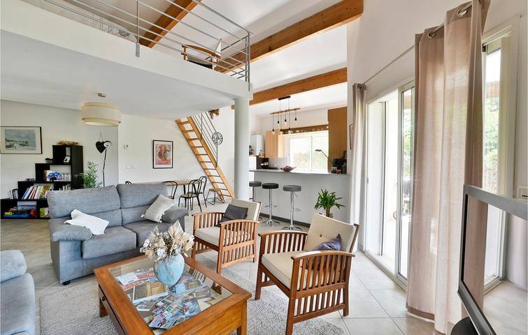 Location de vacances pour 6 personnes, avec terrasse à Nîmes - 4