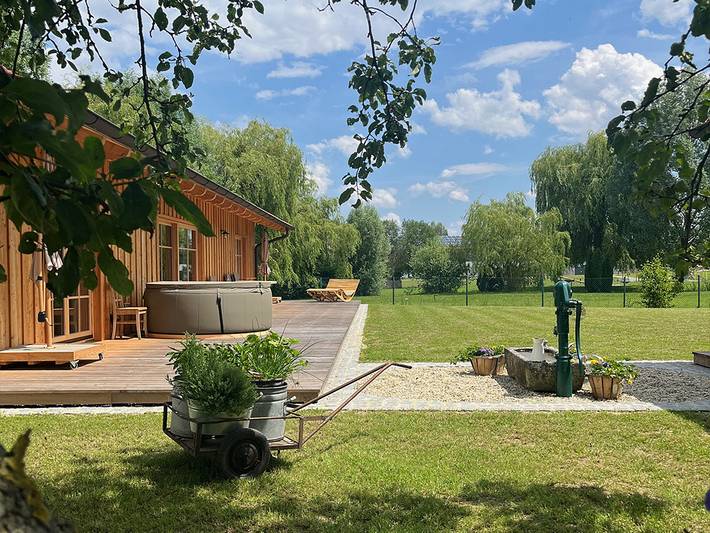 Ferienwohnung für 6 Personen, mit Balkon und Balkon/Terrasse sowie Whirlpool und Terrasse