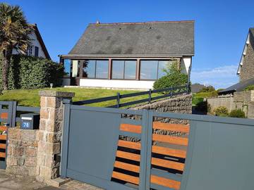 Gîte pour 10 personnes, avec jardin et terrasse, animaux acceptés à Barfleur