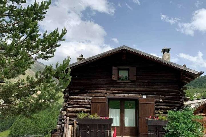 Chalet für 4 Personen, mit Balkon und Garten