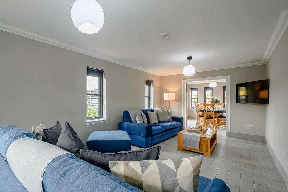 3 Bed in Alexandria in Loch Lomond, West Dunbartonshire