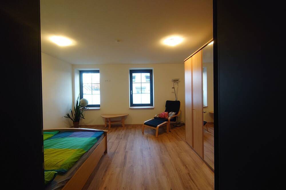 Ganze Wohnung, Ferienwohnung Stella - 10 Minuten zum See oder in die Stadt in Zittau, Zittauer Gebirge