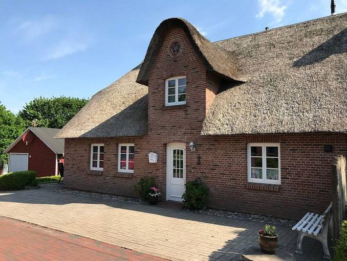 Ferienhaus für 6 Personen, mit Terrasse und Garten in Risum-Lindholm