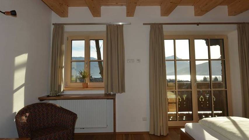 Bauernhof für 2 Personen, mit Seeblick und Garten am Attersee