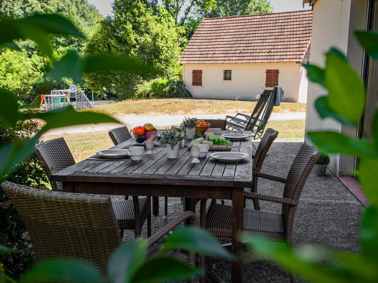 Holiday home in a park with a pool on the lot in Lacapelle-Marival, Lot