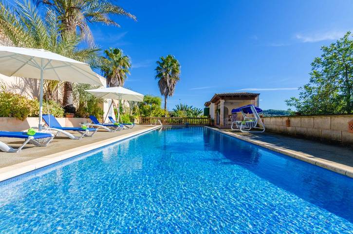 Chalet para 6 personas, con jardín además de terraza y piscina en Mallorca - 4