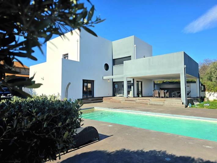 Location de vacances pour 8 personnes, avec piscine ainsi que jardin et vue à Banyuls-dels-Aspres - 2