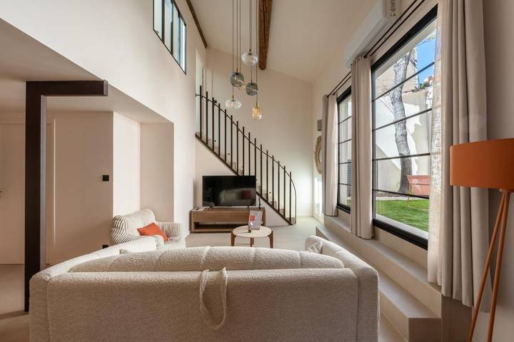 Appartement de vacances pour 6 personnes, avec terrasse et jardin