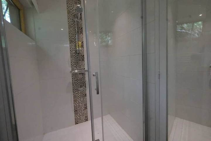 Chalet pour 6 personnes, avec jacuzzi ainsi que jardin et terrasse, animaux acceptés dans le Tarn - 4