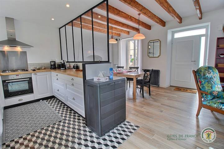 Gîte pour 4 personnes, avec jardin et terrasse à Hénanbihen - 4