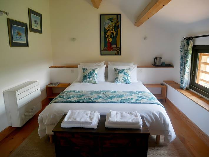 Chambre d’hôte pour 3 personnes, avec jardin et jacuzzi
