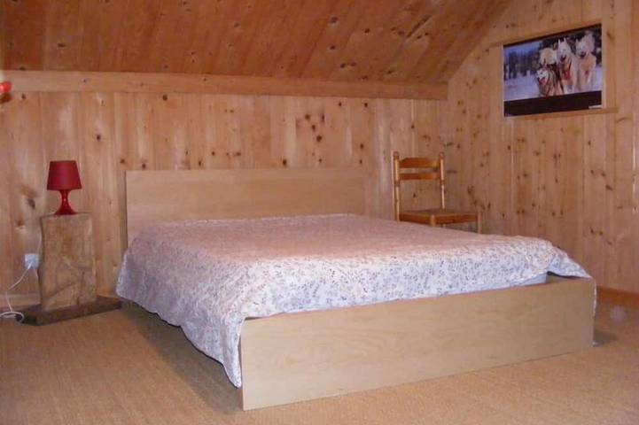 Location de vacances pour 5 personnes, avec terrasse et jardin à Chapelle-des-Bois - 2