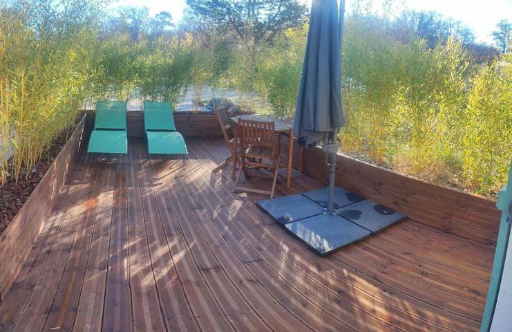 Location de vacances pour 2 personnes, avec jardin et vue ainsi que terrasse et piscine à Rians - 4