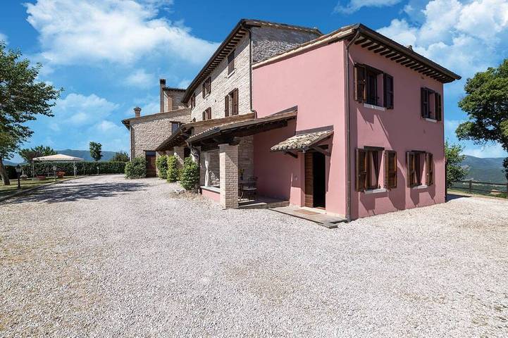 Appartamento vacanze per 4 persone, con piscina e giardino - 1
