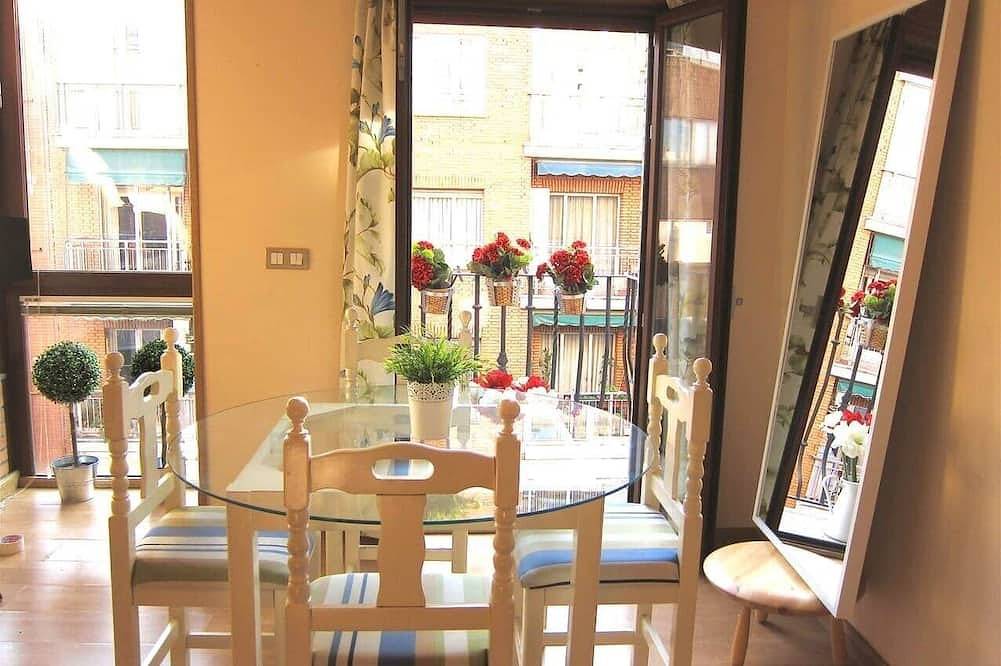 Appartement entier, Acogedor, Luminoso y Céntrico 2a in Chamartín (Madrid), Madrid
