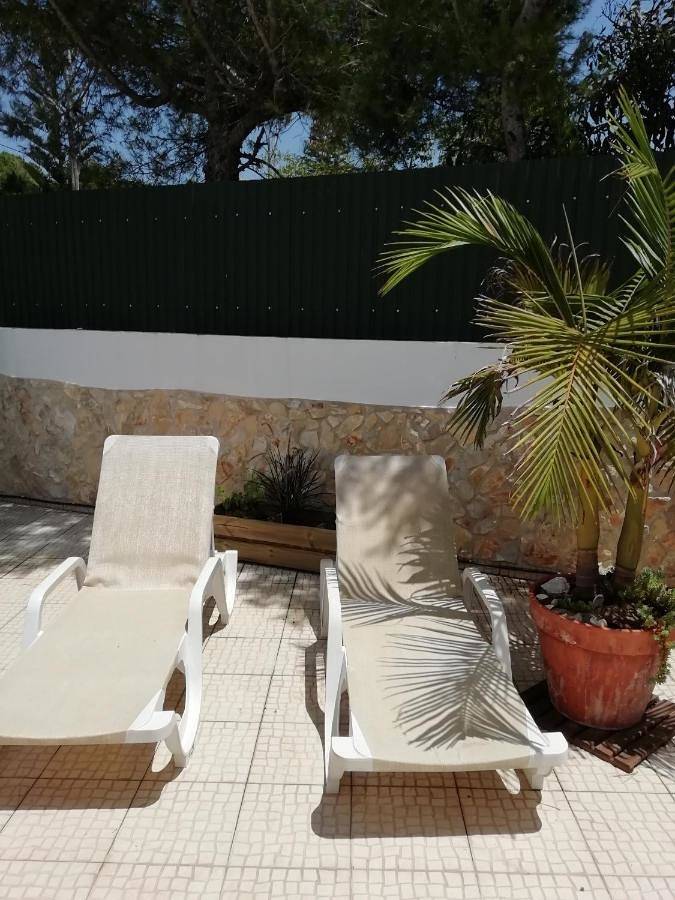 Gîte pour 2 personnes, avec vue sur le lac ainsi que terrasse et vue à Lagos - 3