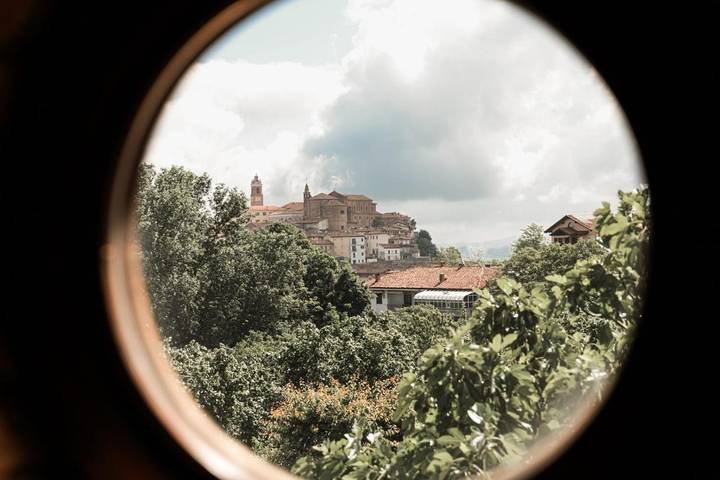 Chambre d’hôte pour 6 personnes, avec piscine ainsi que jardin et vue, animaux acceptés à La Morra - 3