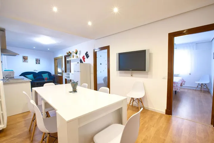 Apartamento de vacaciones para 8 personas - 1