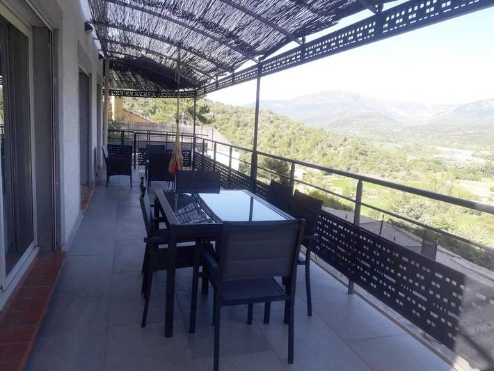 Maison de campagne pour 12 personnes, avec Balcon et Terrasse ainsi que Jardin et Piscine à Bras-d'Asse - 3