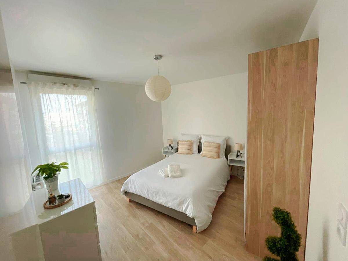 Appartement entier, One-Bedroom Apartment in Meaux, Seine-et-Marne