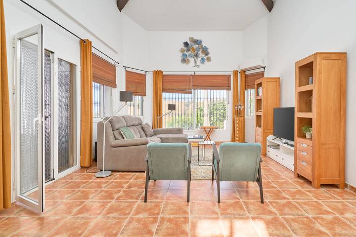 Casa rural para 6 personas, con jardín en Sayalonga - 4