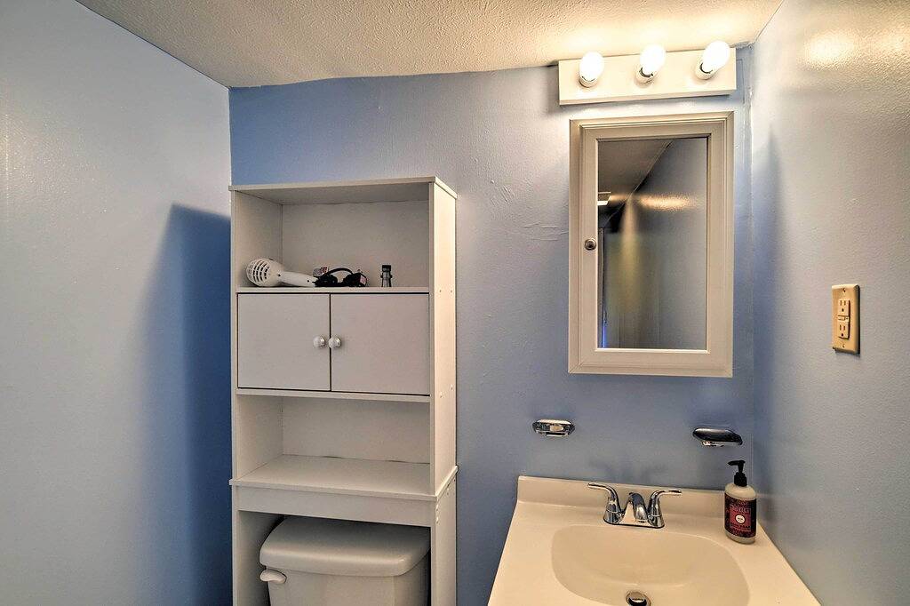 Cozy Damascus Home < 1 Mi to Appalachian Trl in Damascus, Washington County (VA)