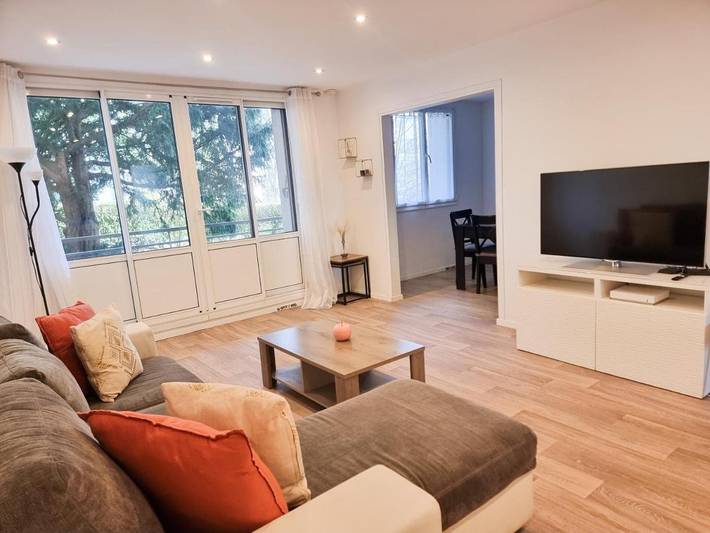 Gîte pour 6 personnes, avec Balcon à Bois-d'Arcy