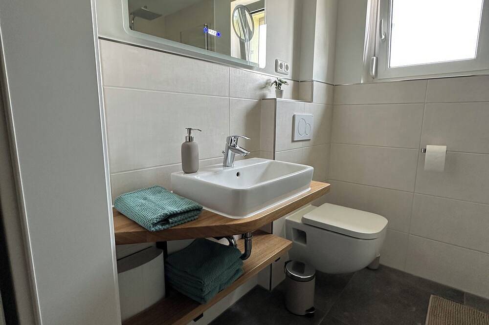 Ganze Wohnung, Ferienwohnung Dora in Neukieritzsch, Hainer See
