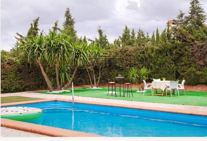 Gîte pour 4 personnes, avec jardin ainsi que piscine et terrasse à Alcalá de Guadaíra - 3