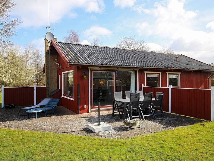 Ferienhaus für 6 Personen, mit Terrasse und Garten in Dannemare