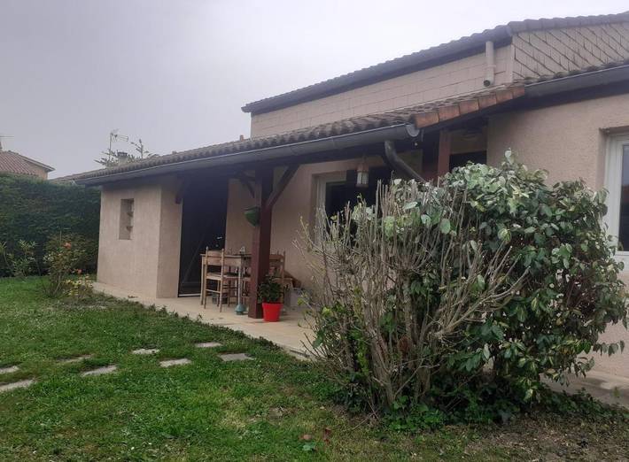 Location de vacances pour 2 personnes, avec Terrasse ainsi que Jardin et Piscine à Castanet-Tolosan - 4