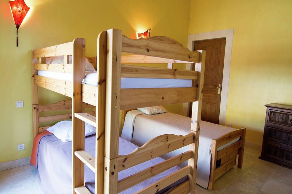Vineyard Villa in Montfrin in Montfrin, Nimes region