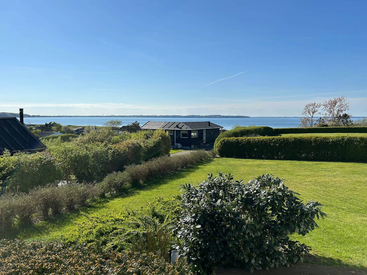 70er-Jahre-Ferienhaus mit Blick aufs Wasser in Kleiner Belt