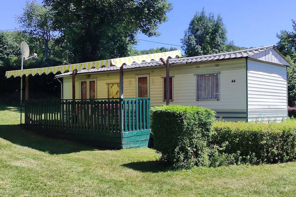Zugängliches Mobilheim für 4 Pers. in La Tour-d'Auvergne, Regionaler Naturpark Volcans d'Auvergne