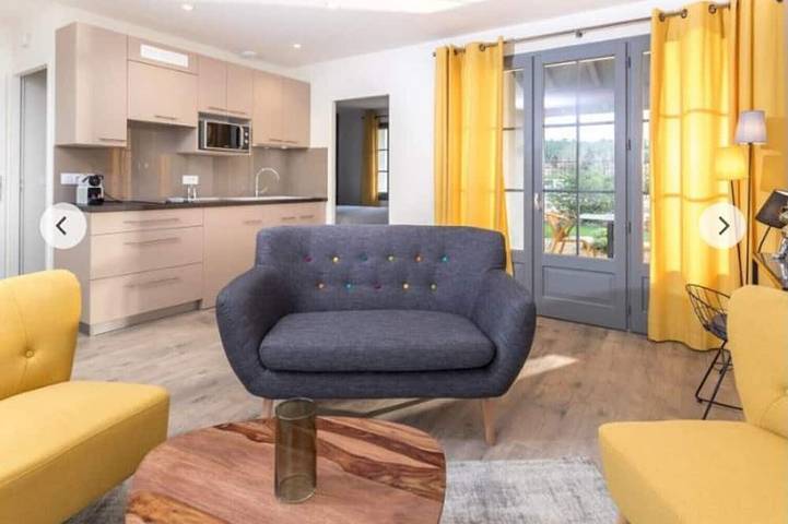 Maison de vacances pour 2 personnes, avec sauna et terrasse ainsi que jacuzzi et jardin à Casteljaloux
