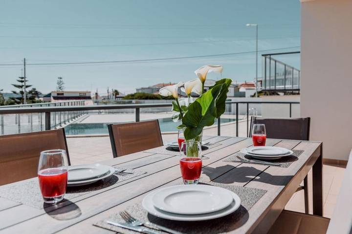 Apartamento de férias para 4 pessoas, com Terraço e Piscina em Salir do Porto