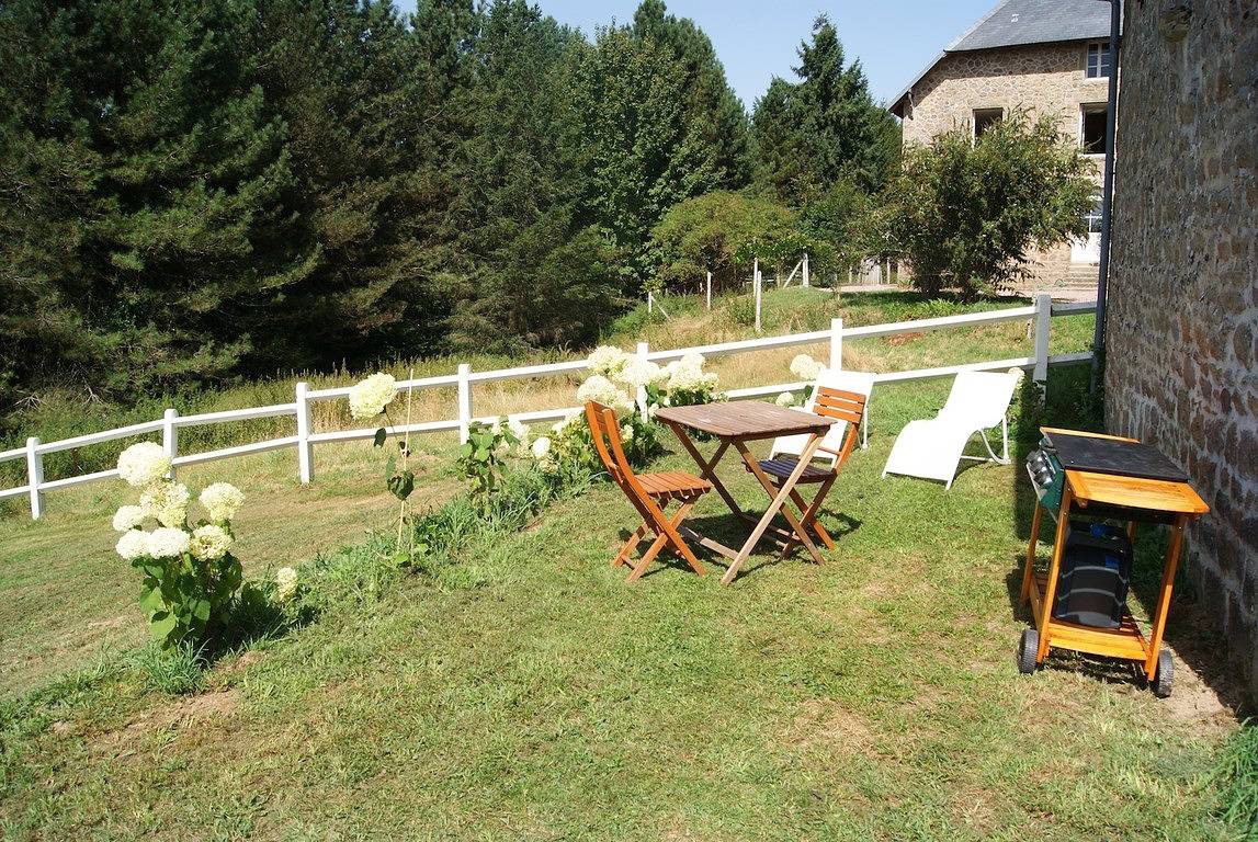 Le micro Gîte - Le Domaine de Vaupeline, Creuse in Saint-Pardoux-Morterolles, Parc Naturel Régional de Millevaches en Limousin
