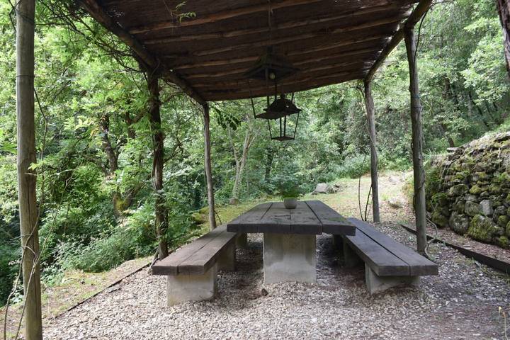 Location de vacances pour 12 personnes, avec terrasse et jardin à Loro Ciuffenna - 4