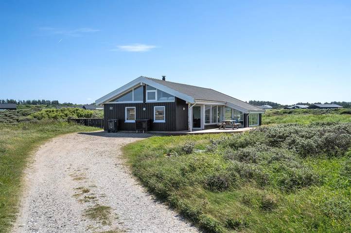 Ferieudlejning for 7 personer, med Jacuzzi og Terrasse samt Sauna i Nørlev Strand