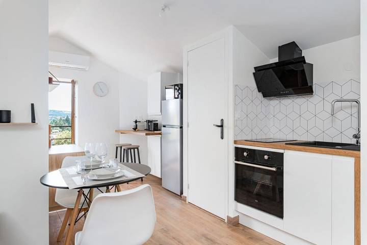 Gîte pour 2 personnes à Saint-Just-Saint-Rambert - 2