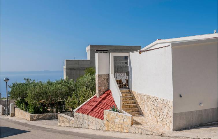 Ferienwohnung für 6 Personen, mit Whirlpool und Terrasse, mit Haustier in Makarska - 2