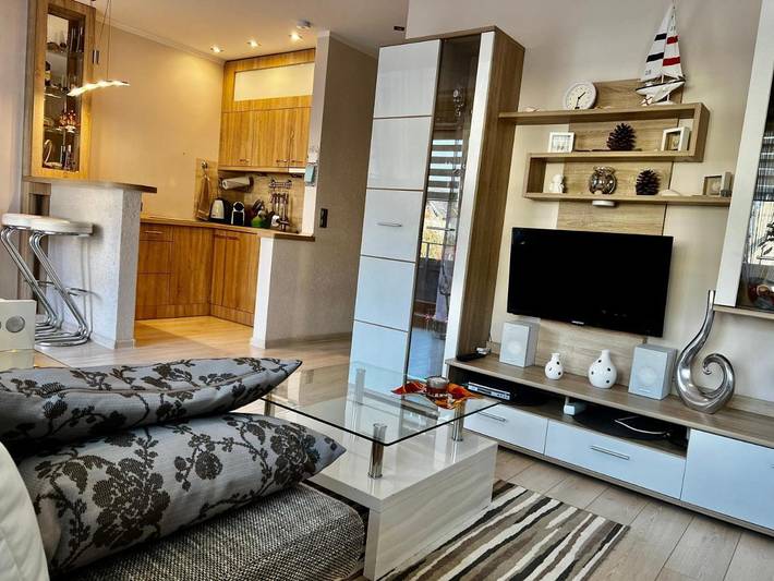 Ferienwohnung für 2 Personen, mit Balkon und Pool sowie Sauna