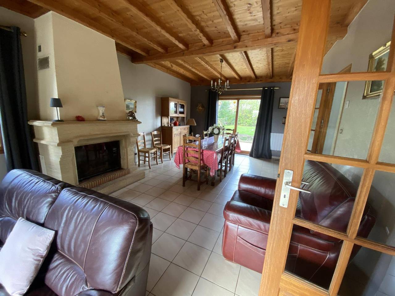 Tranquille maison de 6 chambres avec jardin, près de la mer, cheminée, équipements enfants, animaux acceptés in Wierre-Effroy, Boulogne-sur-Mer region