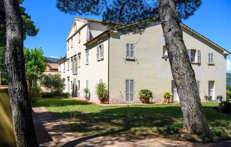 Ferienhaus für 4 Personen, mit Pool und Garten in Marche - 2