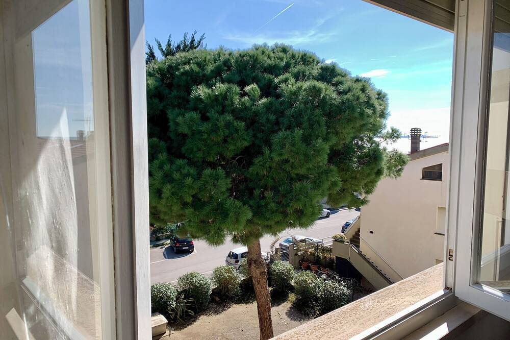 Entire apartment, Apartment in Pratoranieri 100 mt from the sea in Follonica, Etruscan Coast