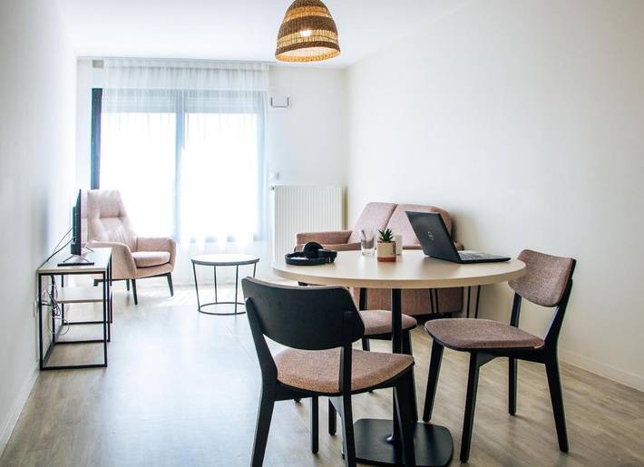 Aparthotel para 3 personas, con terraza - 1