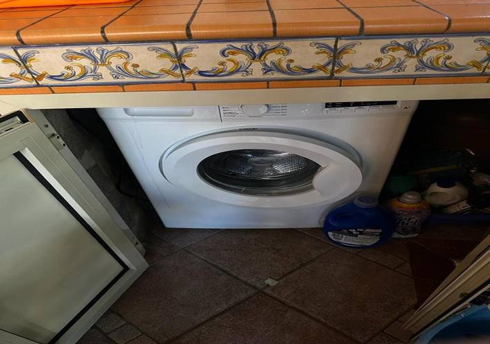 Location de vacances pour 4 personnes, avec terrasse et piscine à Campofelice di Roccella - 2